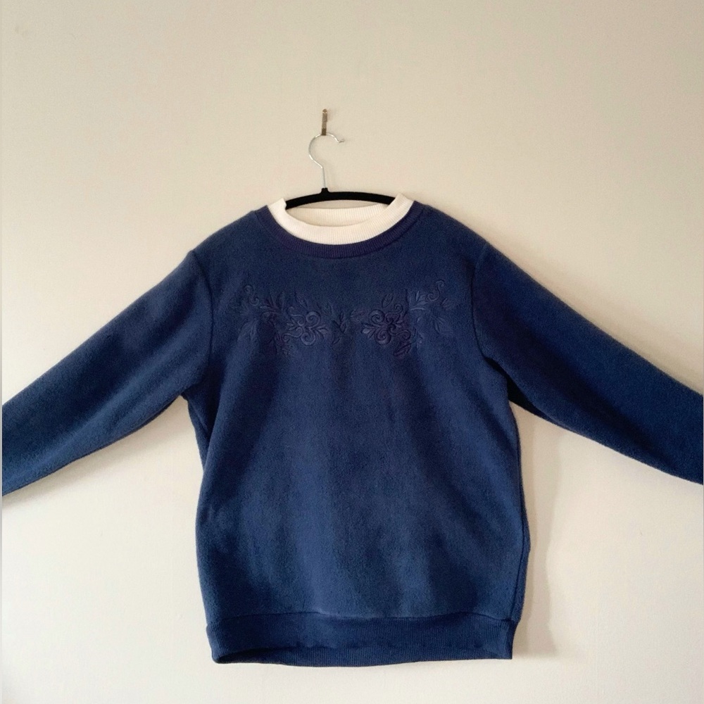 Vintage Tradition Country Collection Blue Crewneck | Women’s S